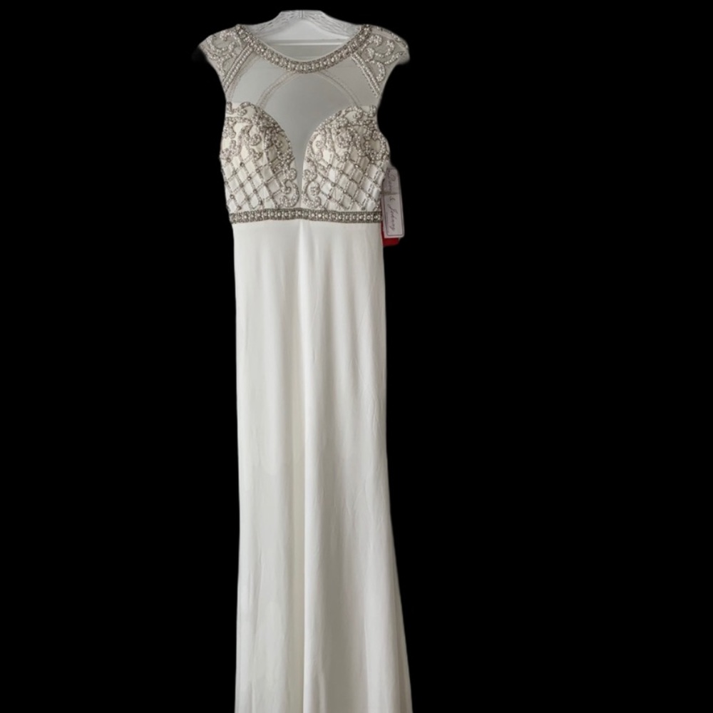 Brand New Formal Bridal/Prom Gown - Picture 3 of 8